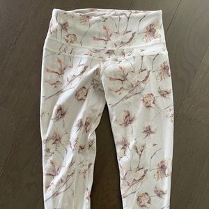 Varley floral leggings